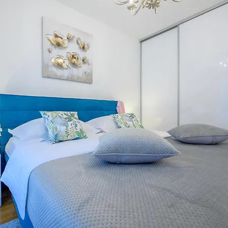 Relax 001 With Pool Apartamento *